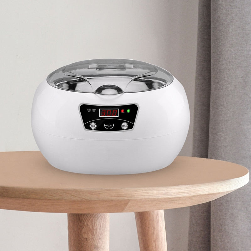 Ultrasonic cleaning machine for home appliances